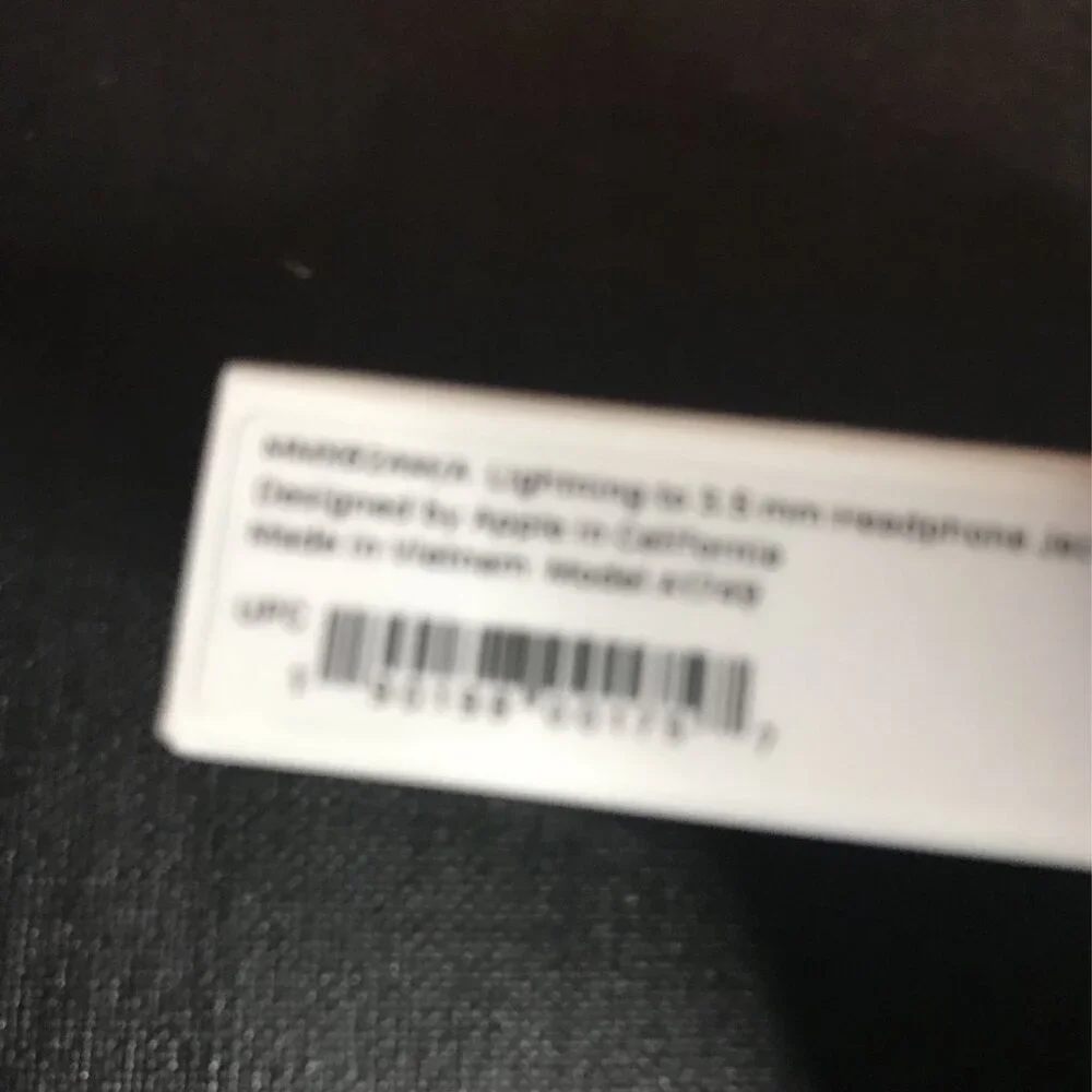 Original Apple Lightning to Headphone Jack Adapter